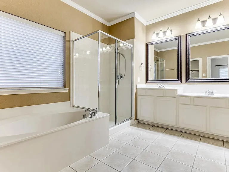 7912 Riverwalk Trl — Photo 20