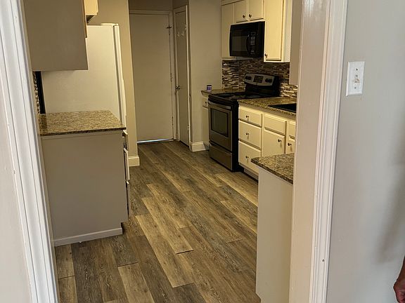 5th image of 4204 A St