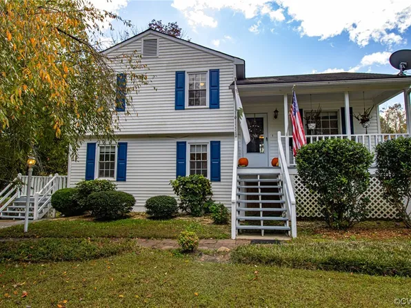 11013 Jenny Creek Dr, North Prince George, VA 23860