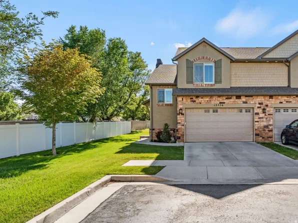 12556 S Alice Springs Ct, Riverton, UT 84065