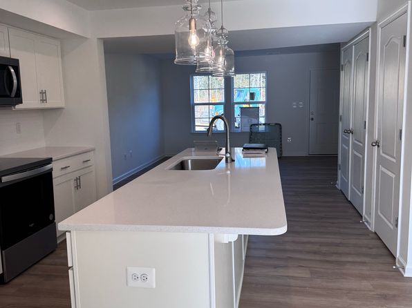 201 Gentle Breeze Dr