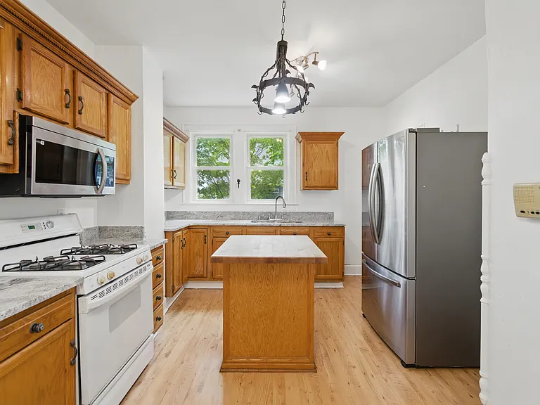 5611 Hampton Blvd — Photo 13