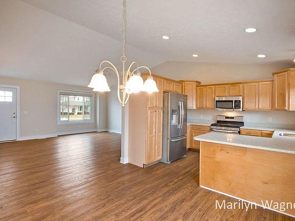 5th image of 6776 Hartman Dr SE