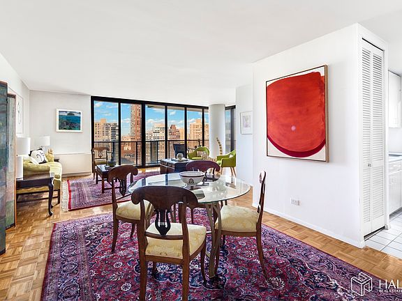 2nd image of 161 W 61st St APT 28F