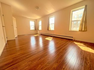 297 Devoe St #2, Brooklyn, NY 11211