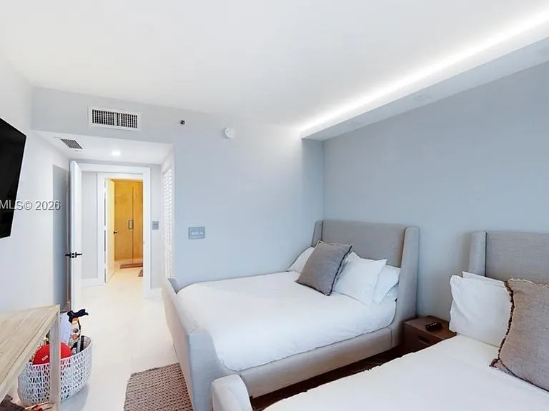 7000 Island Blvd #1808 — Photo 15