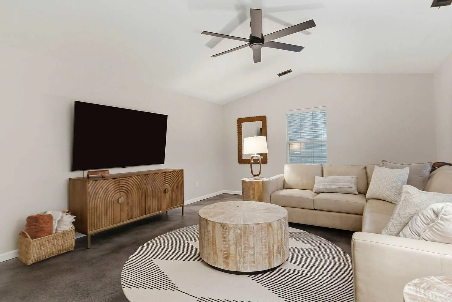 2 bed, 2.0 bath, $4,665 — Photo 1