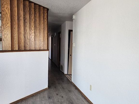 4th image of 4712 Caspian Ave