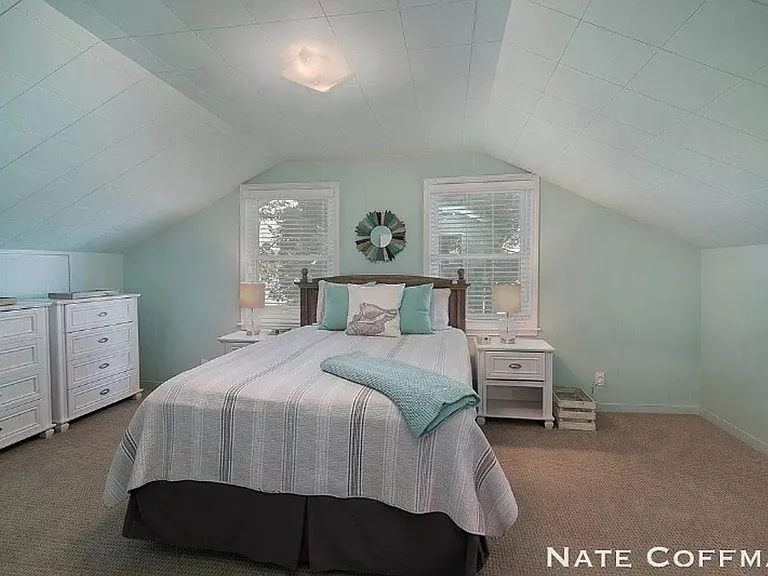 6894 Farrell Dr NE — Photo 22