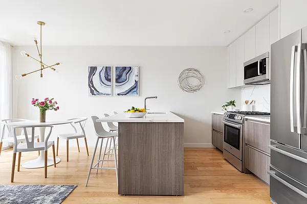 Sold by Compass | media 14