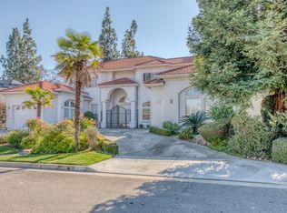 243 W Brier Cir, Fresno, CA 93711