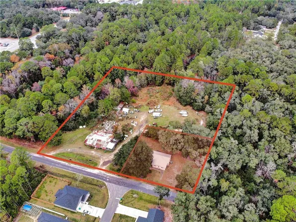 210 Gray St, Darien, GA 31305