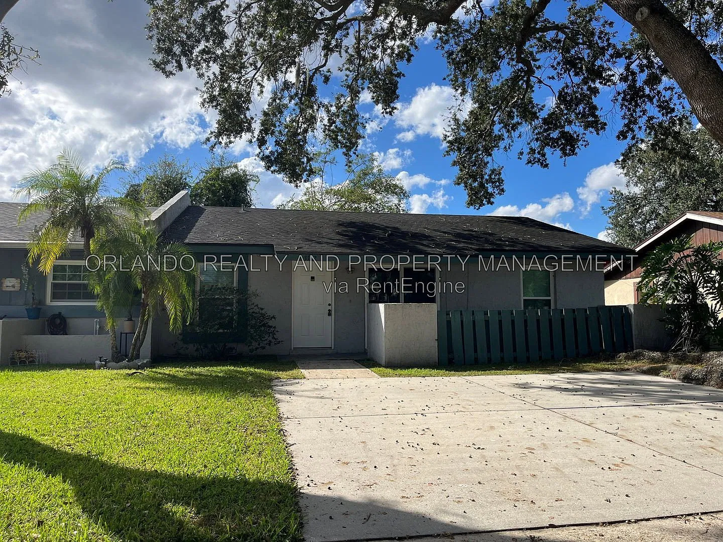 3 bed, 2.0 bath, 1085 sqft, $1,699 — Photo 2