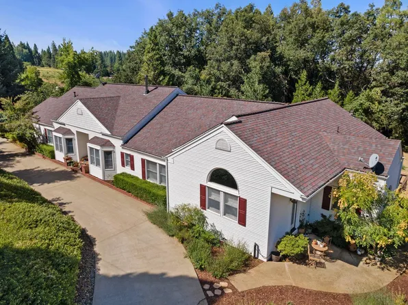 2880 Crystal Springs Rd, Camino, CA 95709