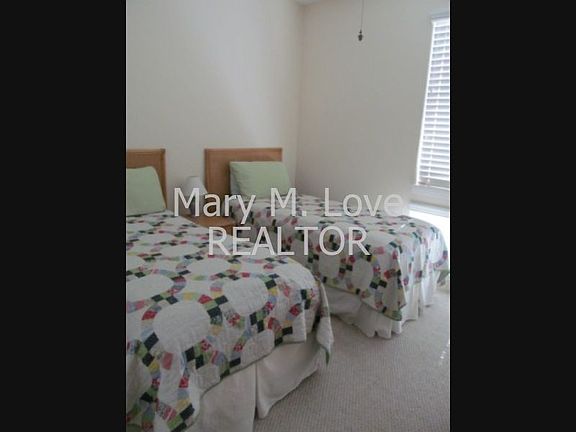 5th image of 75-5919 Alii Dr APT A3