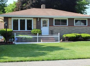 15082 Lisa Dr, Maple Heights, OH 44137