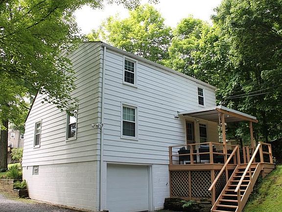 2nd image of 223 Maryland Dr