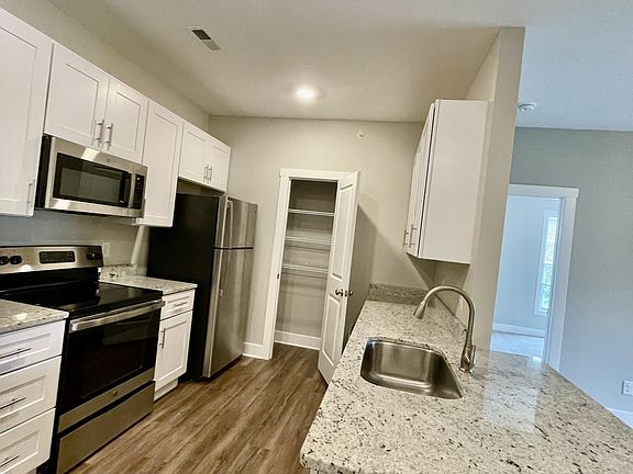 2nd image of 410 English Commons Dr #302