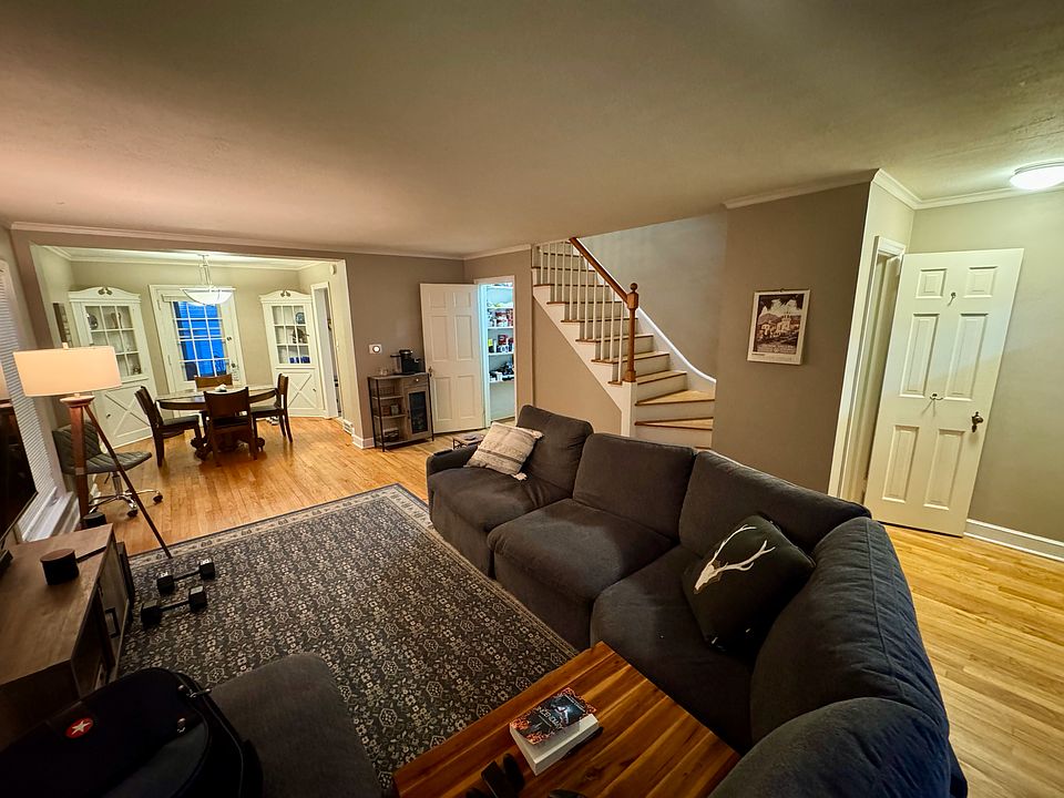 1st image of 1846 E State St
