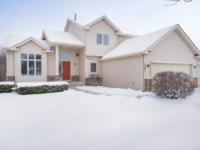 2261 Manuela Cir, Chaska, MN, 55318