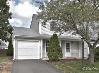 3613 Linden Dr #3613, Island Lake, IL 60042