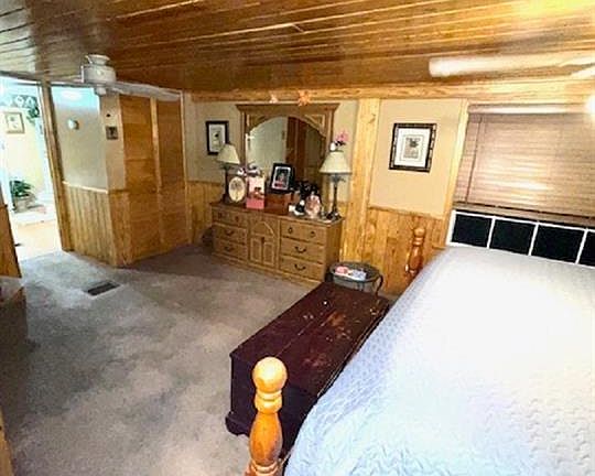 5th image of 281 S Honey Bear Way