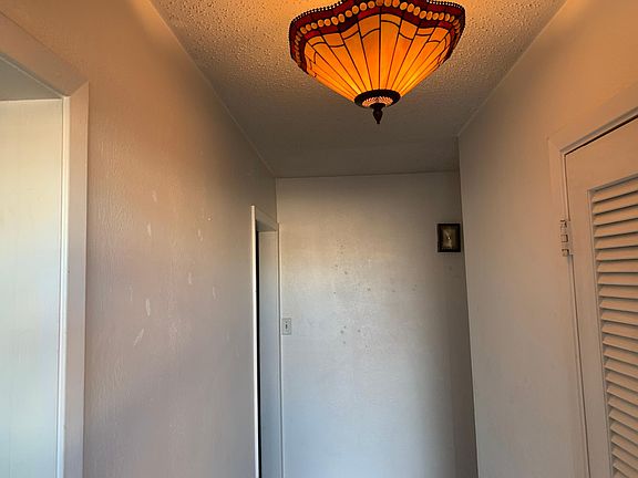 2nd image of 2722 Verde Ave