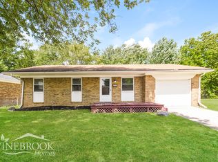 10122 Meadowlark Dr, Indianapolis, IN
