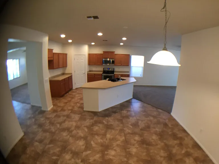 5814 W Pedro Ln — Photo 14