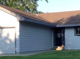 277 NE Sumner St, Topeka, KS 66616