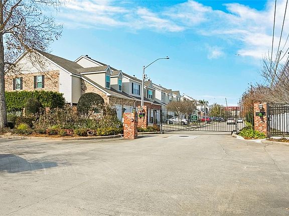 2nd image of 16 Nouveau Ln W