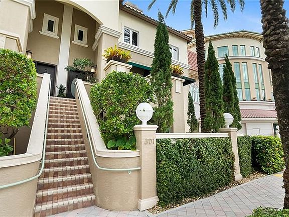 2nd image of 301 Tarpon Dr