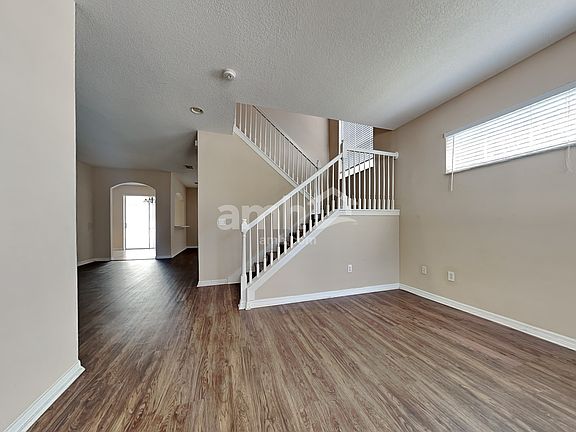 4th image of 7723 Cedarhurst Ln