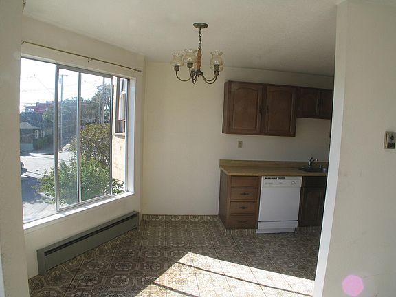 5th image of 1370 Noe St #2