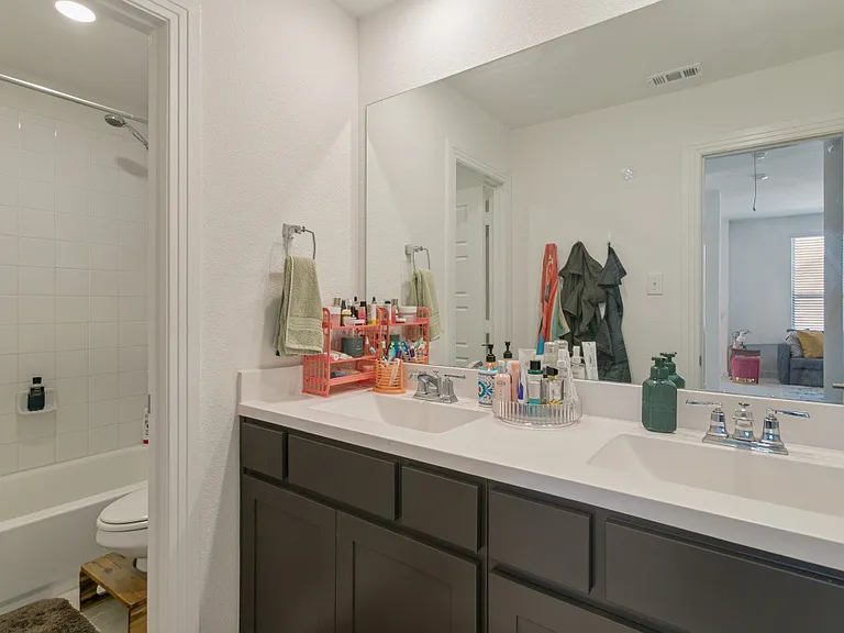 1212 Carnation Dr — Photo 19