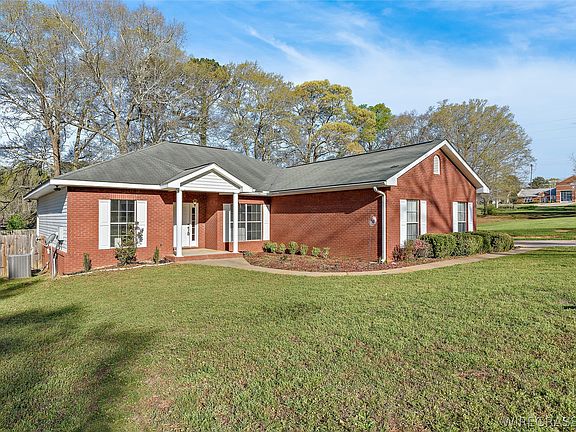 3rd image of 2824 Morningdove Way