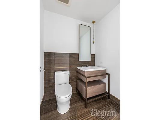 Rented by (Legacy) Elegran | media 9