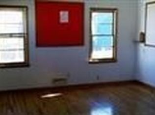 815 E 5th St, Storm Lake, IA 50588