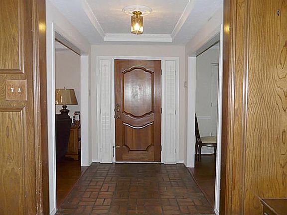 3rd image of 13808 Tanglewood Dr