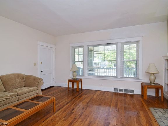 2nd image of 3408 Desota Ave