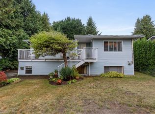 674 Blue Mountain St, Coquitlam, BC V3J 4R6