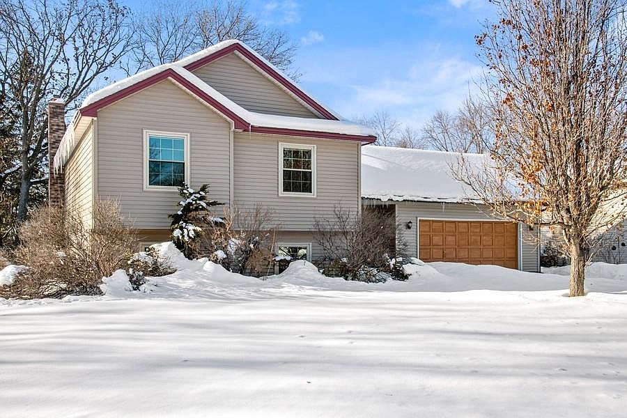 7590 Lakeside Rd NE, Fridley, MN 55432 Zillow