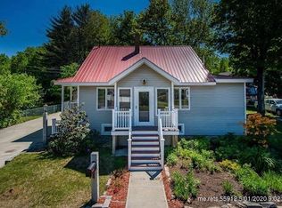 81 Lewiston St, Mechanic Falls, ME 04256