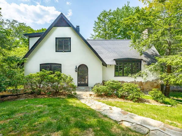 3 Apollo Rd, Lookout Mountain, GA 30750