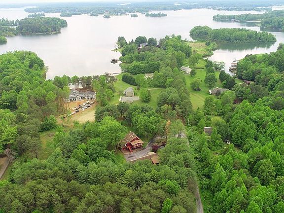 2nd image of 3543 Lake Winds Ln