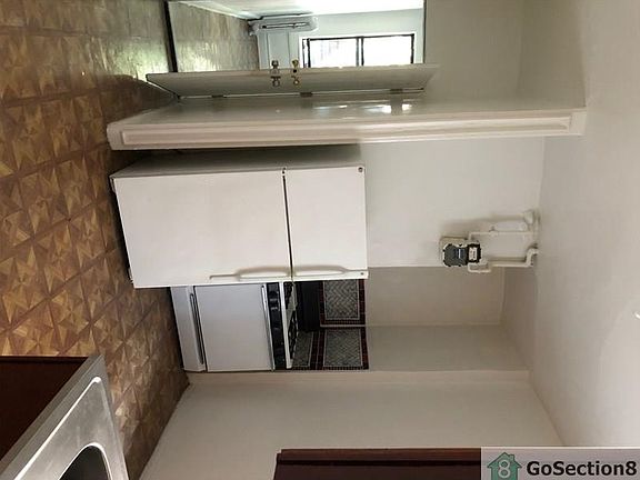 3rd image of 1220 College Ave APT 3B