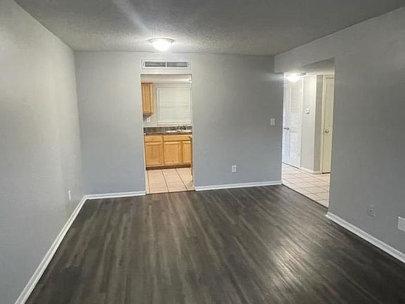 4th image of 4601 22nd Ave S #Tw306