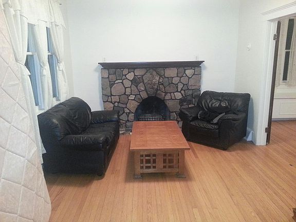5th image of 28519 Grayling Ave
