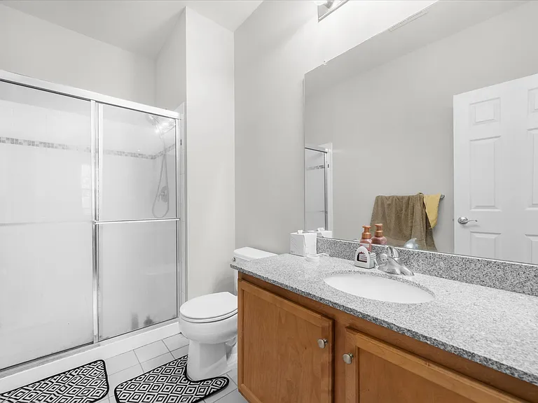123 Conover Ter — Photo 14