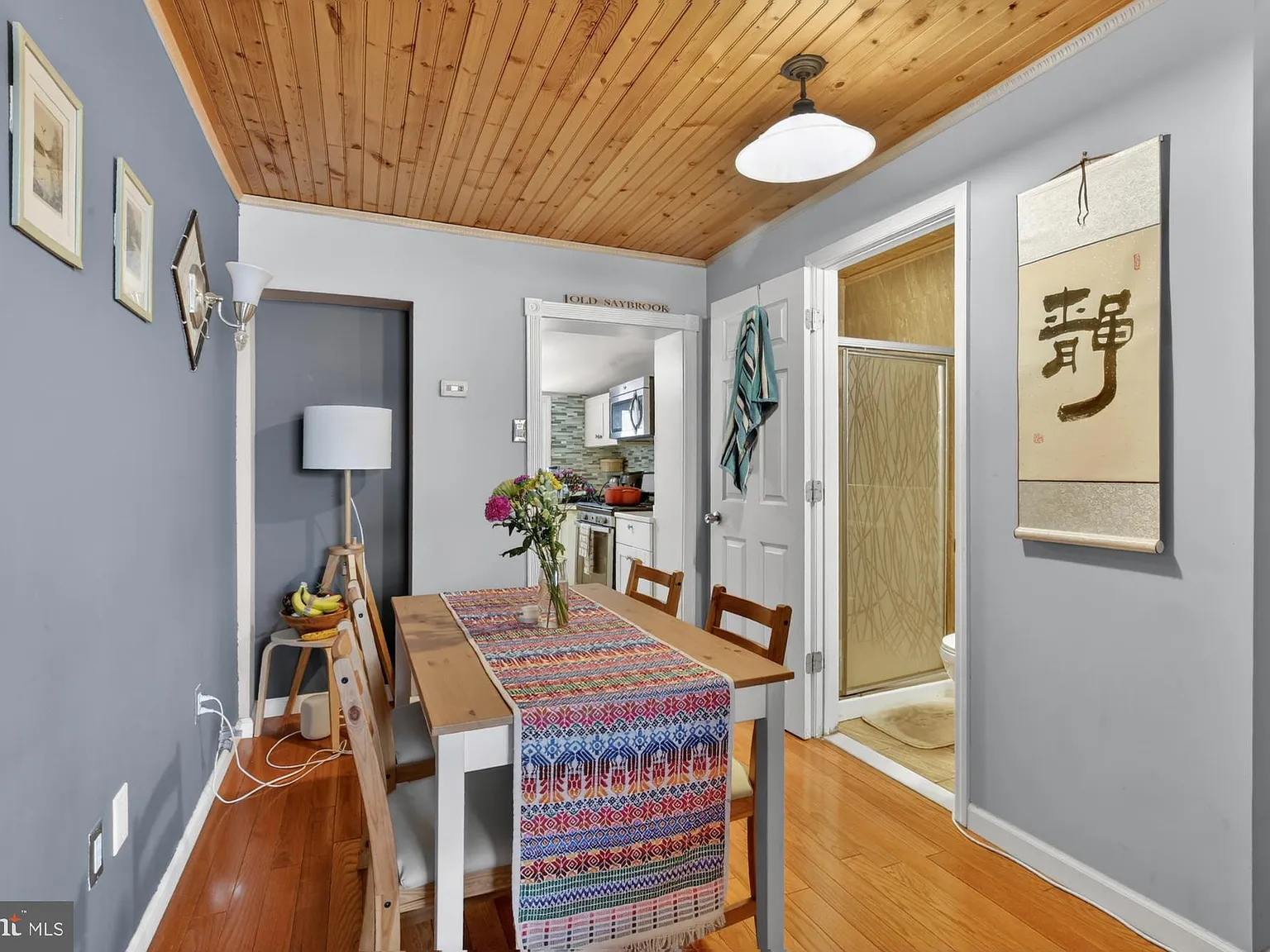 2 bed, 2.0 bath, 820 sqft, $1,950 — Photo 4